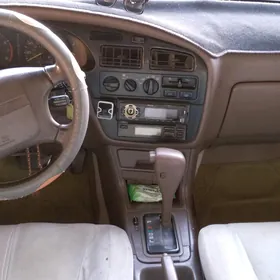 Toyota Camry 1993