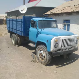 Gaz 53 1983