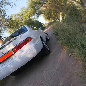 Toyota Camry 2000