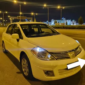 Nissan Versa 2010