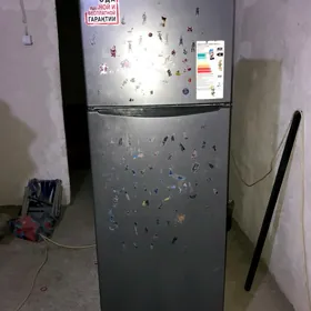 Vestel holodilnik