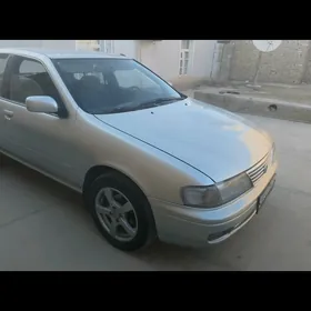 Nissan Sunny 1997