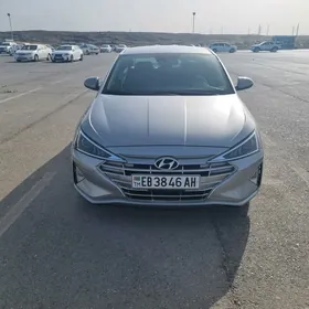 Hyundai Elantra 2020