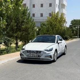 Hyundai Sonata 2021