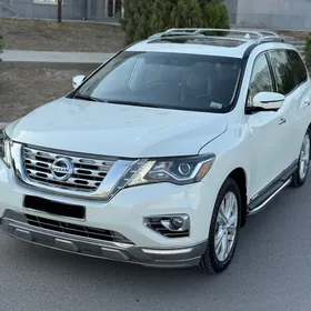 Nissan Pathfinder 2021