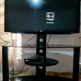 42 LG telewizor +tuner+podstaw