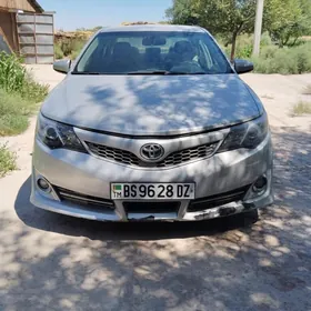 Toyota Camry 2013
