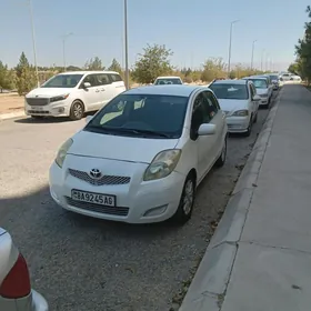 Toyota Yaris 2010