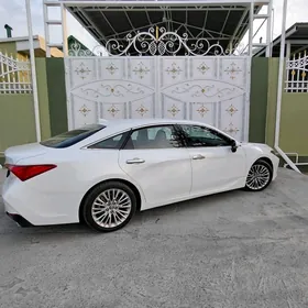 Toyota Avalon 2019