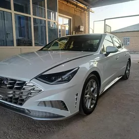 Hyundai Sonata 2021