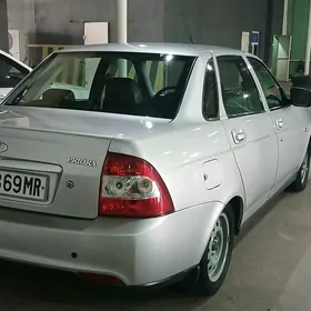 Lada Priora 2013