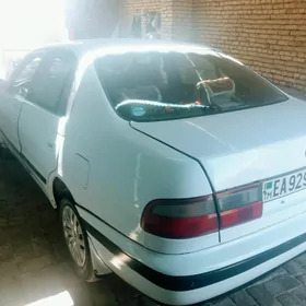 Toyota Corona 1995