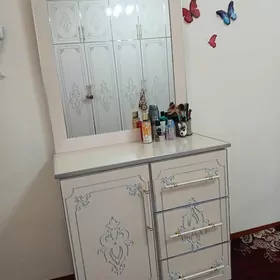mebel ayna