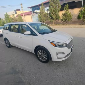 Kia Sedona 2020