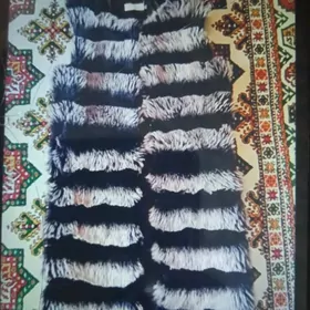 Tüyli yeňsiz kofta