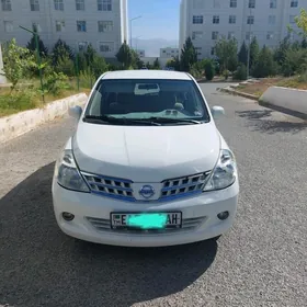 Nissan Tiida 2006