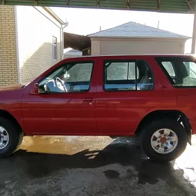 Nissan Pathfinder 1997
