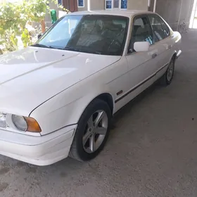 BMW 525 1989