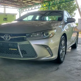 Toyota Camry 2015