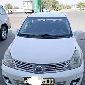 Nissan Versa 2010