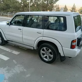 Nissan Patrol 1998