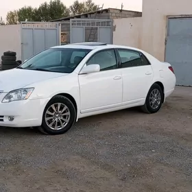Toyota Avalon 2005