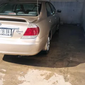 Toyota Camry 2004