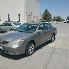 Toyota Camry 2003