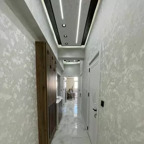 Luxe Mir 8 