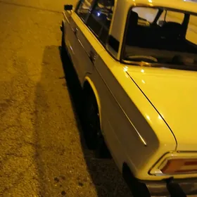 Lada 2103 1993