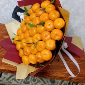 Флорист в цветочный магазин