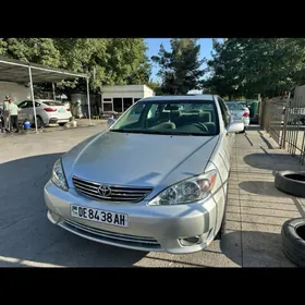 Toyota Camry 2003