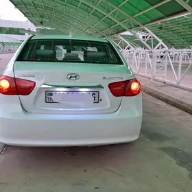 Hyundai Elantra 2010