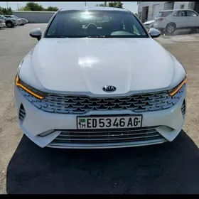 Kia K5 2021