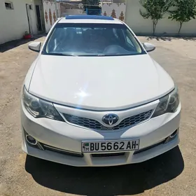 Toyota Camry 2013