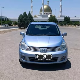 Nissan Versa 2009