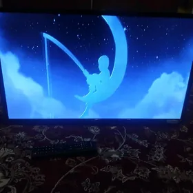 32 skyworth tv