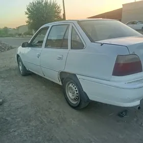 Daewoo Nexia 1995