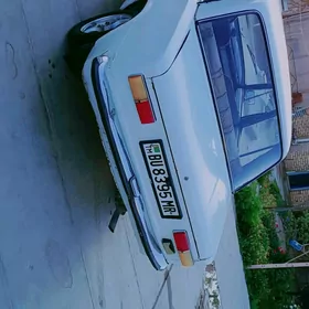 Lada 2104 1986