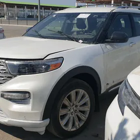 Ford Explorer 2021
