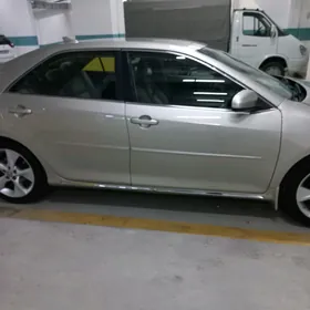 Toyota Camry 2013