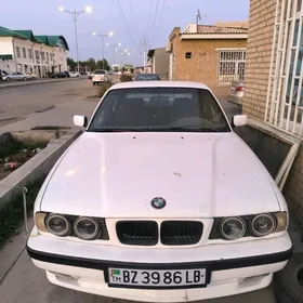 BMW 525 1990