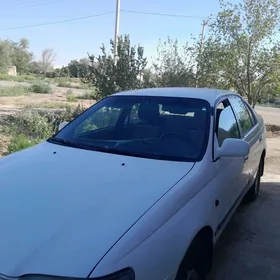 Toyota Carina 1994