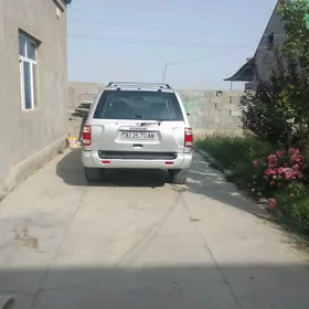 Nissan Pathfinder 2002