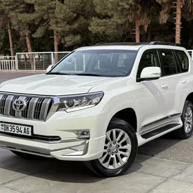 Toyota Land Cruiser Prado 2023