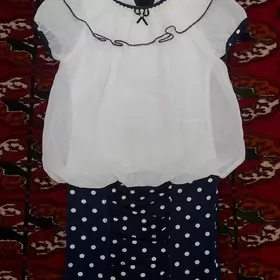 Платья