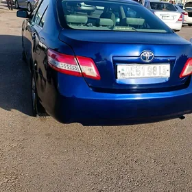 Toyota Camry 2010