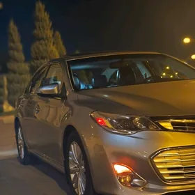 Toyota Avalon 2015