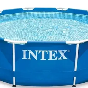 Бассейн Intex