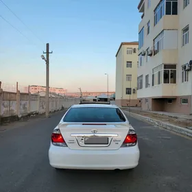 Toyota Camry 2005